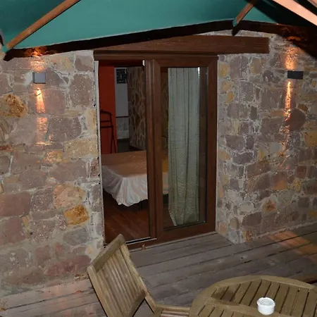 Galena Mas Comangau 4* بيغور